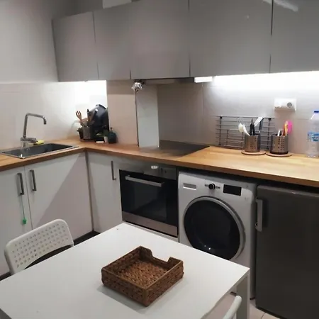 Cozy Apartment At King George Str Pagkrati Athènes Extérieur photo