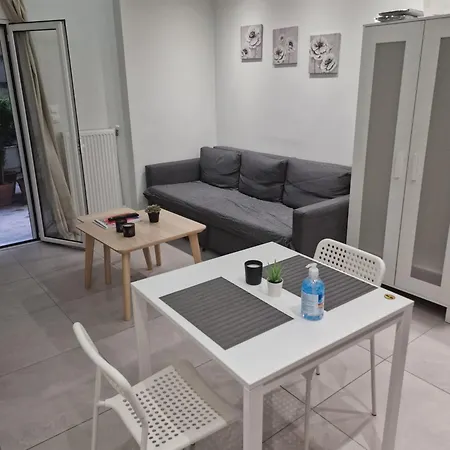 Cozy Apartment At King George Str Pagkrati Athènes Extérieur photo