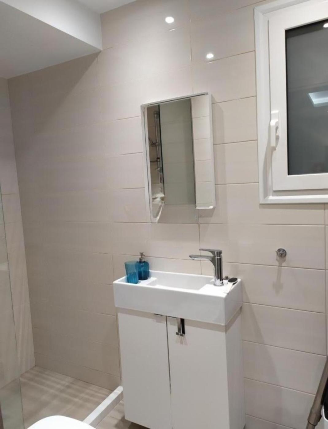 Cozy At King George Str Pagkrati Apartment *