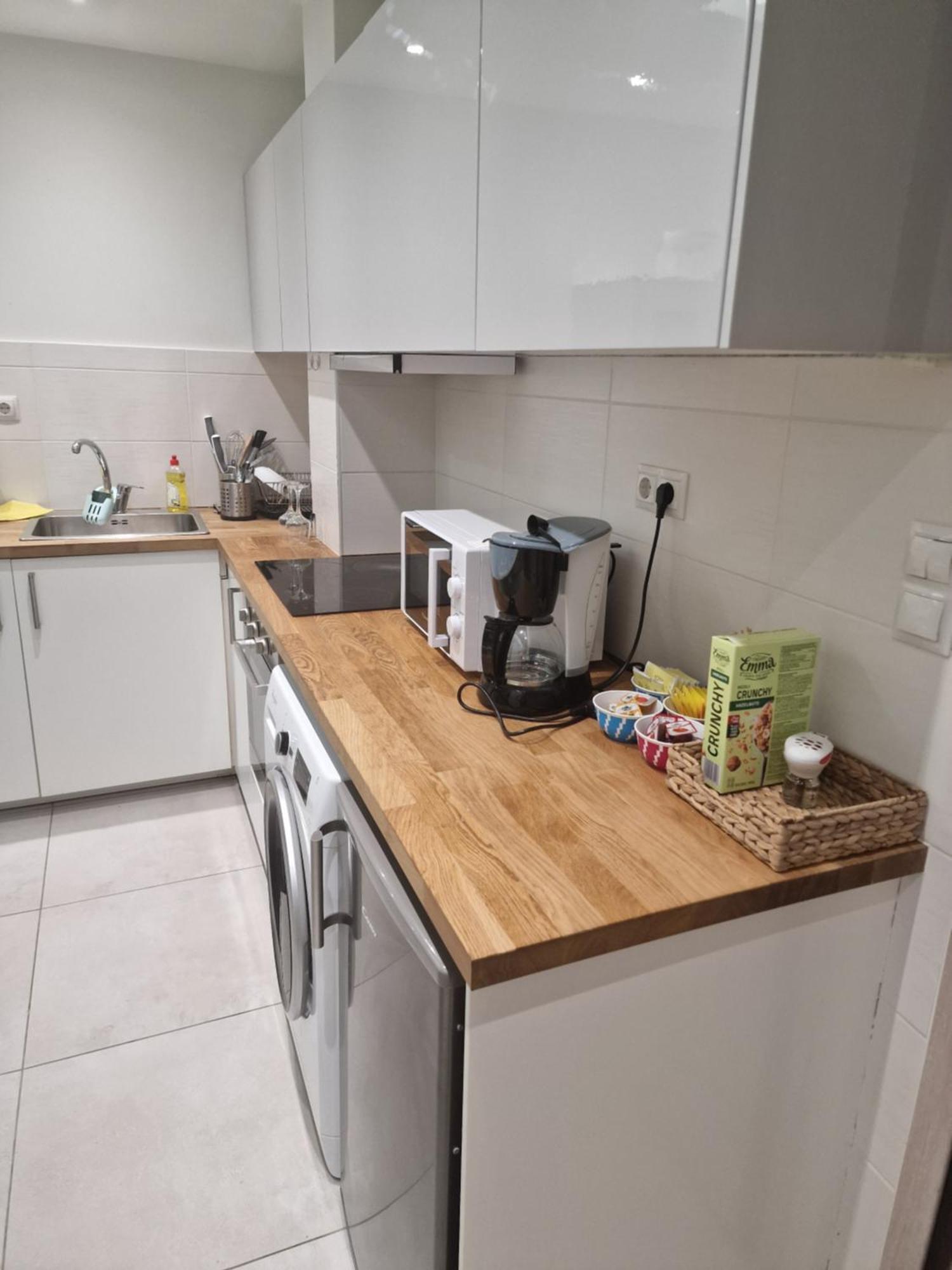 Cozy At King George Str Pagkrati Apartment *